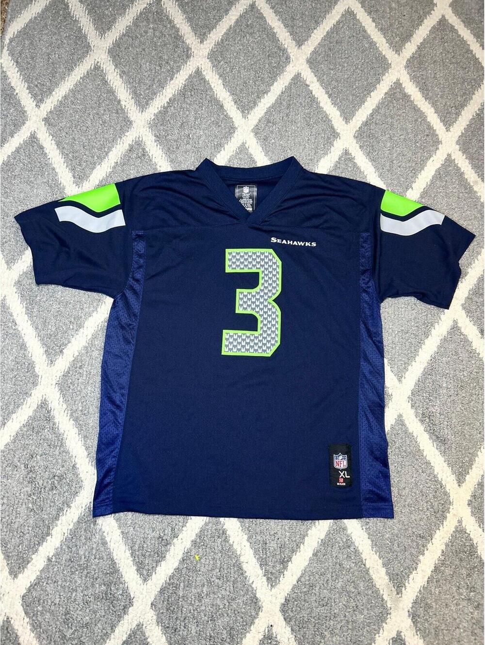 NFL Seattle Seahawks Russell Wilson #3 Kids Football Fan Jersey XL 18/20